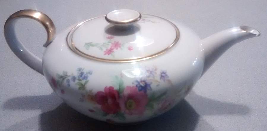 Spring Bouquet Teapot & Lid by Tirschenreuth-1