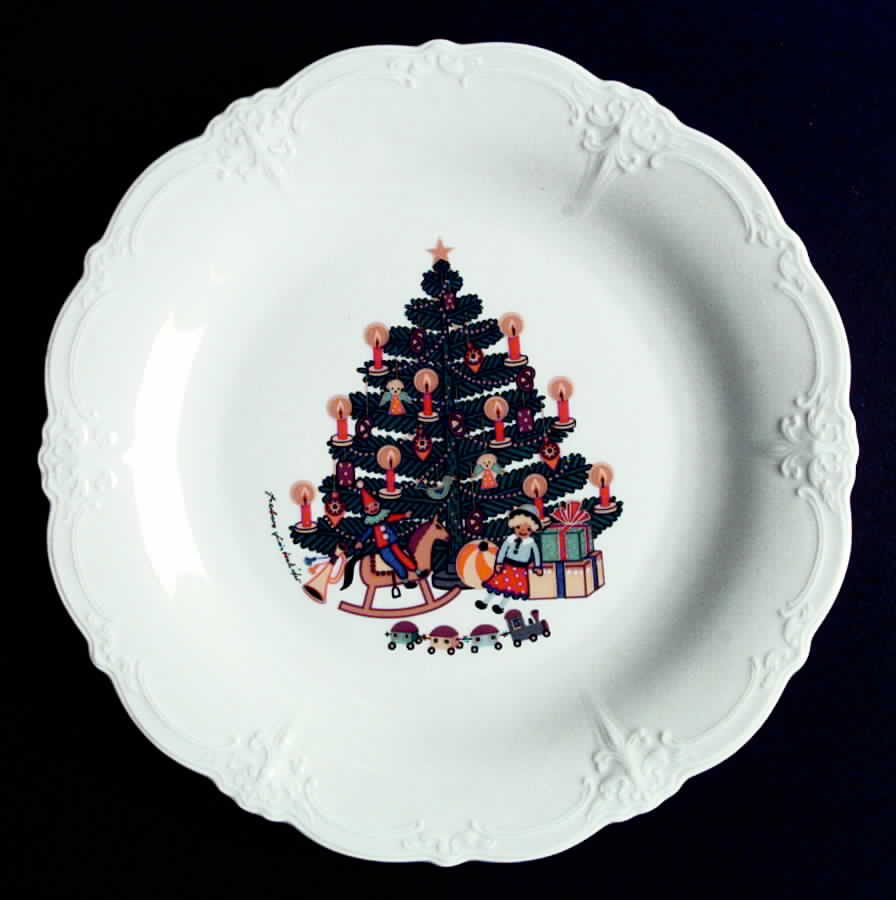 Tannenbaum Dinner Plate by Tirschenreuth-1
