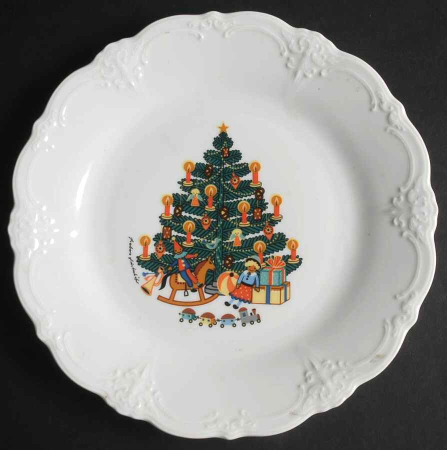 Tannenbaum Salad Plate by Tirschenreuth-1