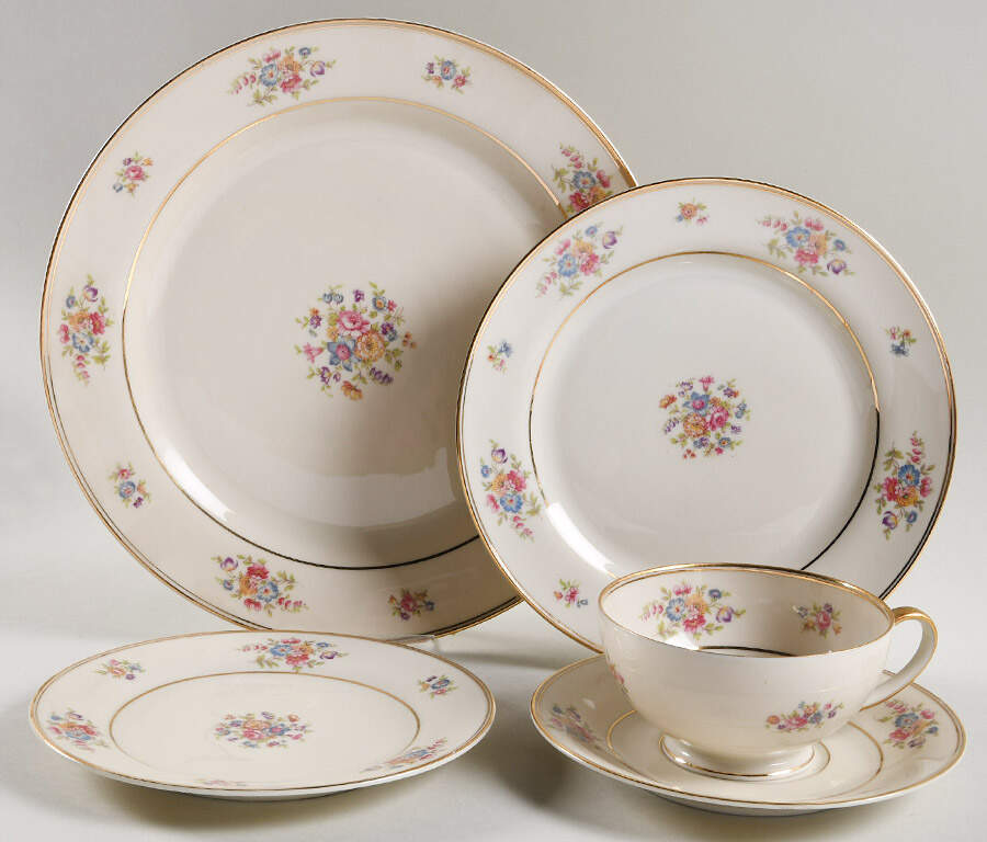 TIR17 (Verge) 5 Piece Place Setting by Tirschenreuth-1