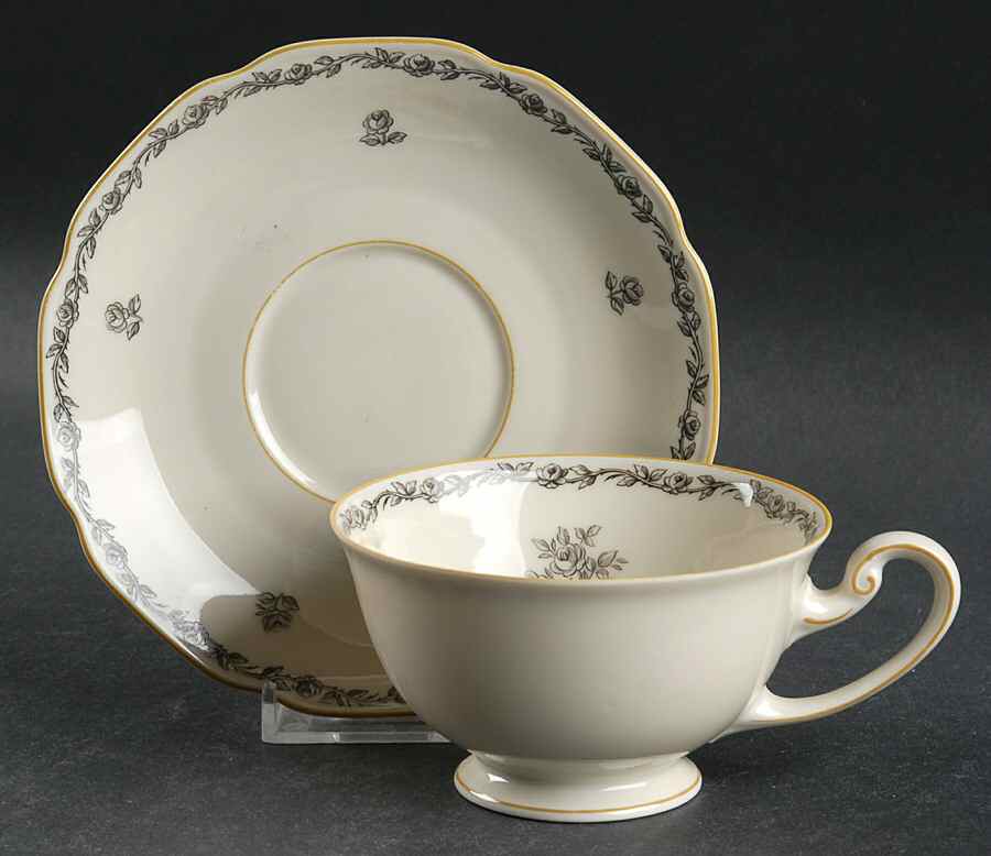 TIR6 Footed Cup & Saucer Set by Tirschenreuth-1