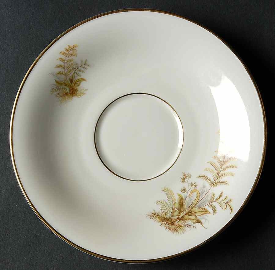 Trianon Saucer by Tirschenreuth-1