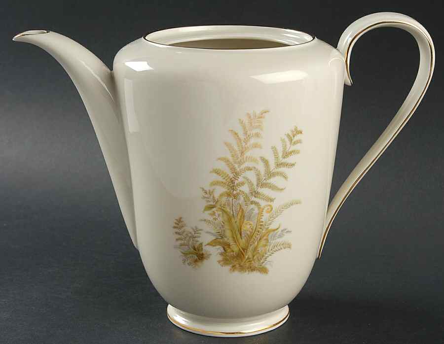 Trianon Coffee Pot No Lid by Tirschenreuth-1
