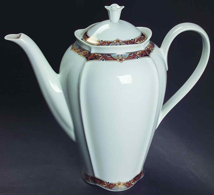 Versailles Coffee Pot & Lid by Tirschenreuth-1