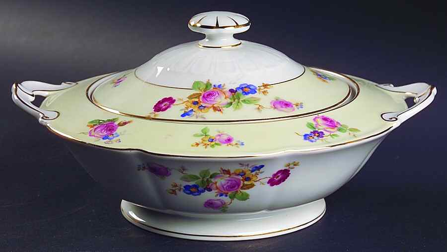The Wilton Round Covered Vegetable by Tirschenreuth-1