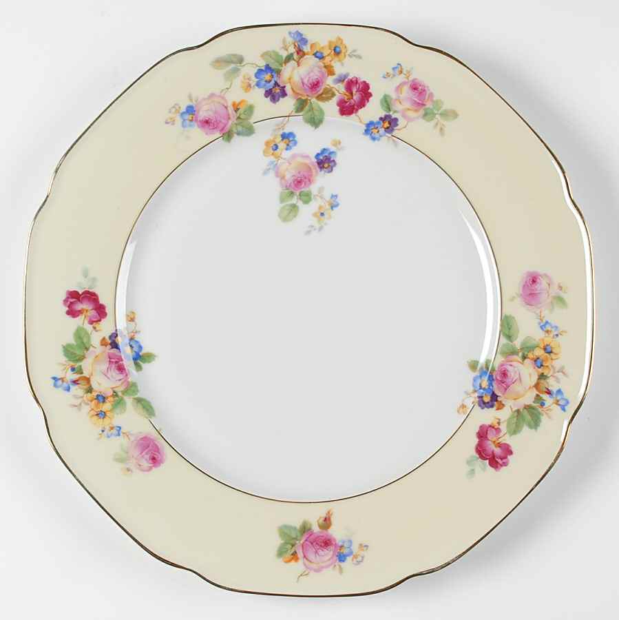 The Wilton 11" Chop Plate (Round Platter) by Tirschenreuth-1