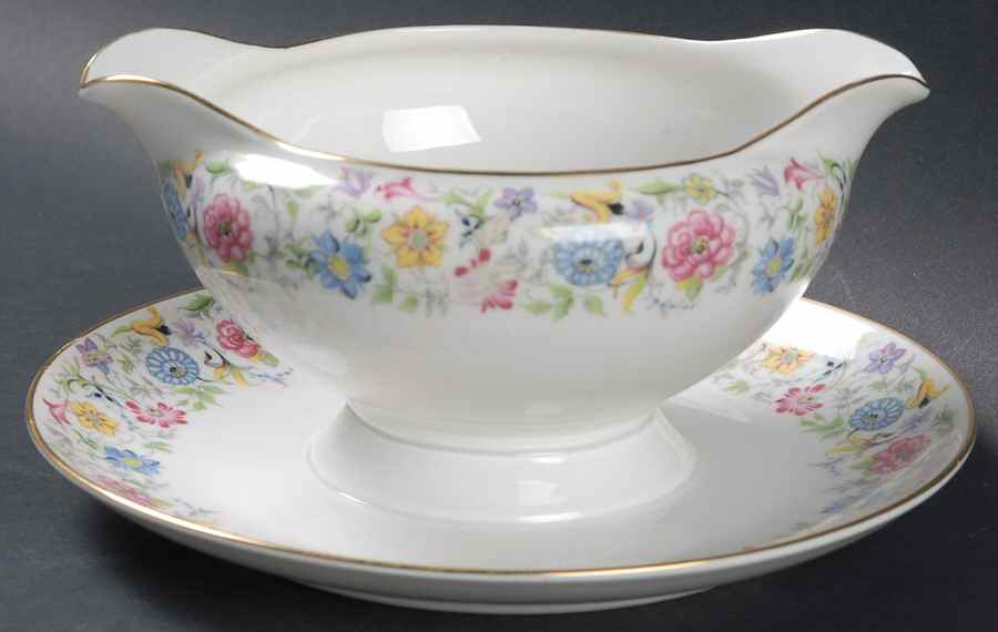 Williamsburg Gravy Boat with Attached Underplate by Tirschenreuth-1