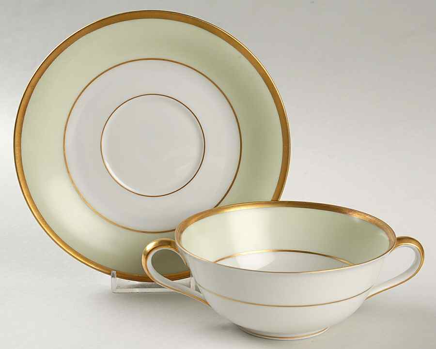 Wilton Flat Cream Soup Bowl & Saucer Set by Tirschenreuth-1