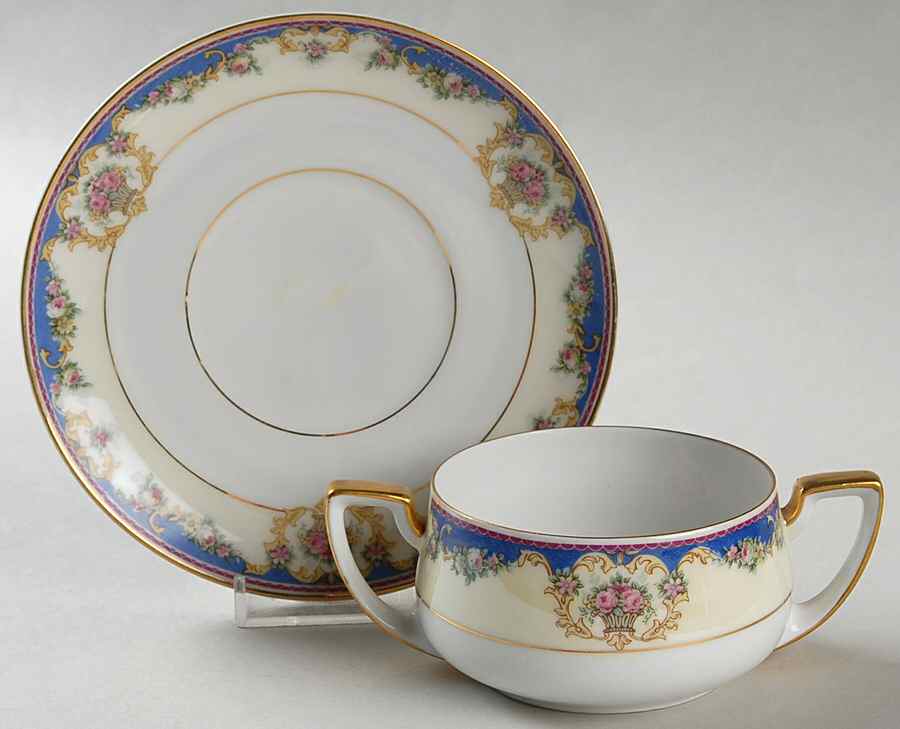 Windsor Flat Bouillon Cup & Saucer by Tirschenreuth-1