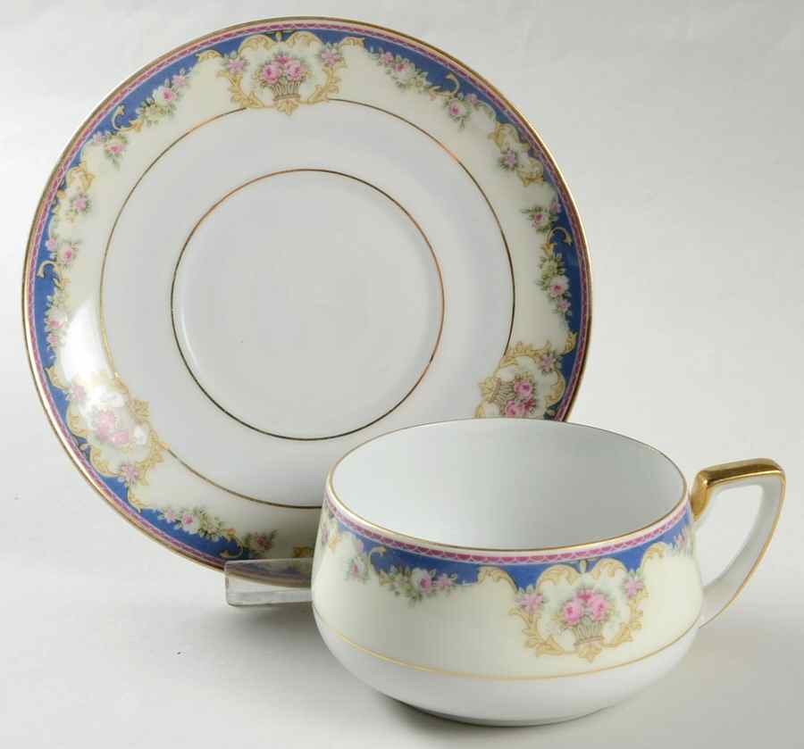 Windsor Flat Cup & Saucer Set by Tirschenreuth-1