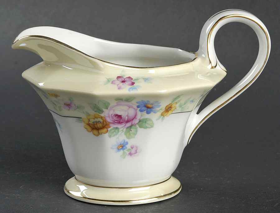 Wrexham Creamer by Tirschenreuth-1