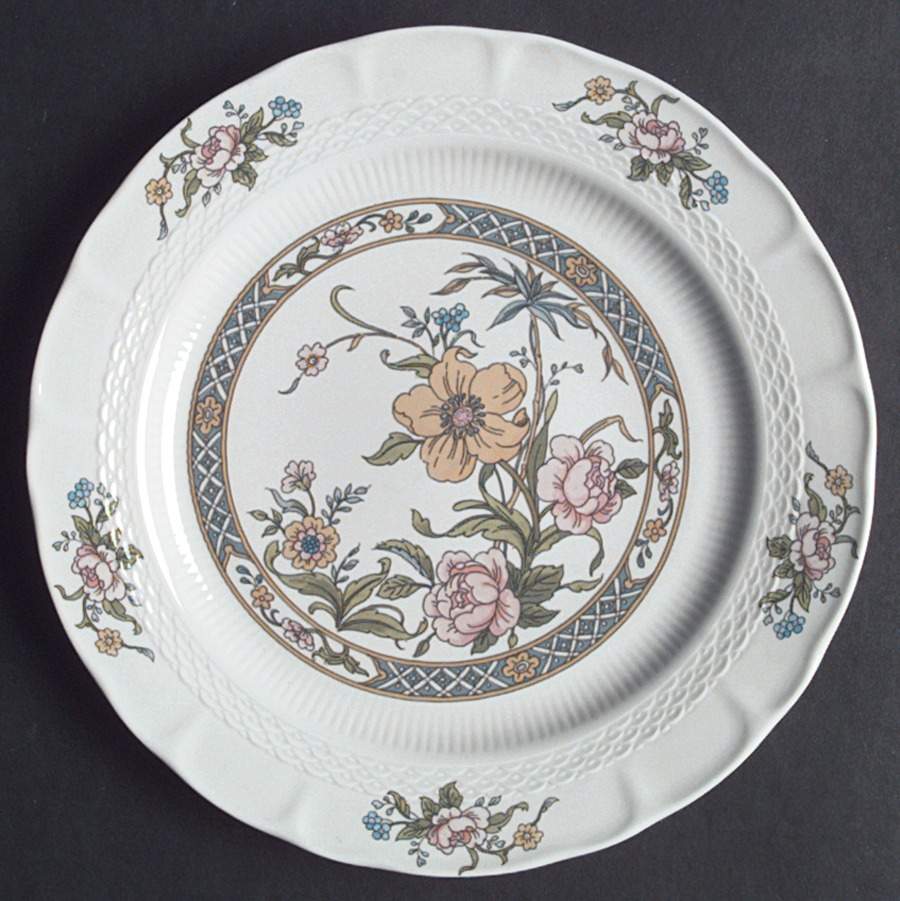 TOG11 Dinner Plate by Tognana-1