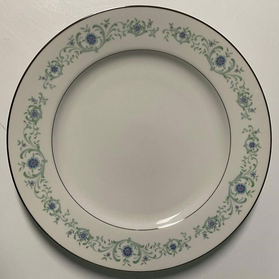 Corn Flower Dinner Plate by Towne-1