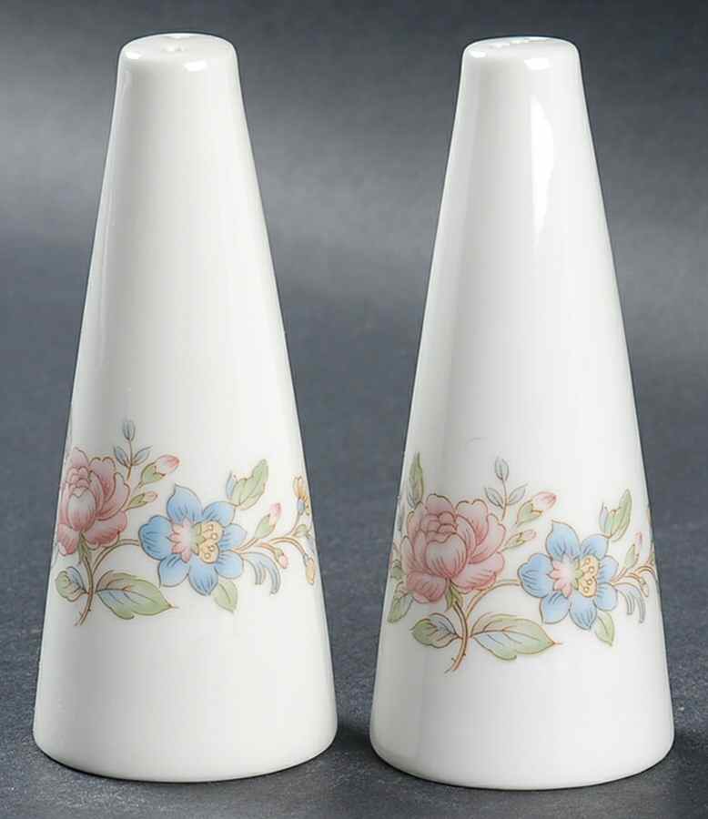 Summer Love Salt & Pepper Set by Towne-1