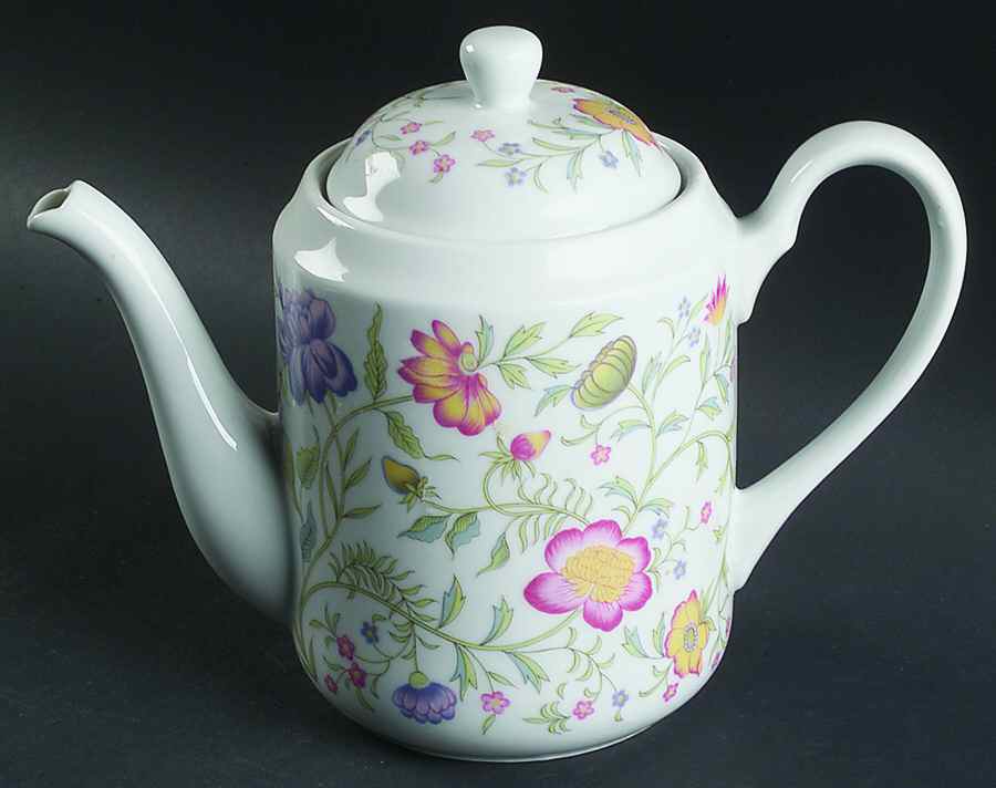 Avignon Teapot & Lid by Toscany-1