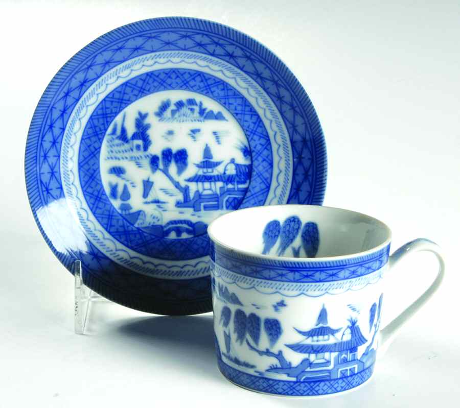 Ching Flat Cup & Saucer Set by Toscany-1