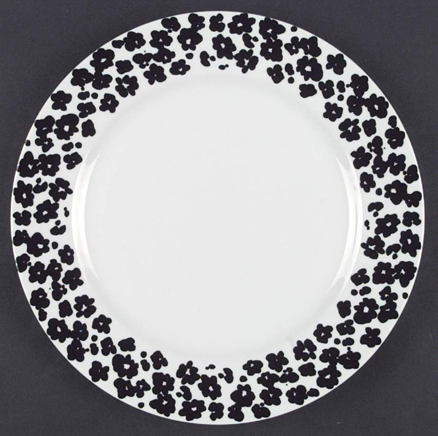 Domino Dinner Plate by Toscany-1