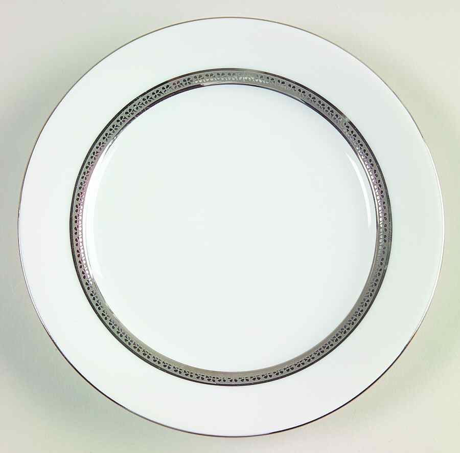 Charm Bread & Butter Plate by Treasure Chest-1