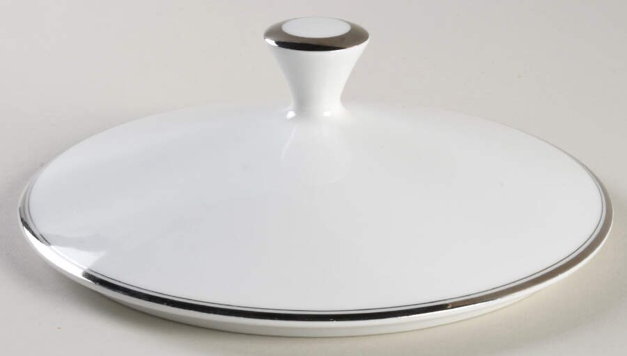 Engagement Lid for Round Vegetable by Treasure Chest-1