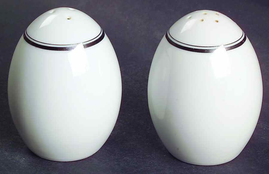 Engagement Salt & Pepper Set by Treasure Chest-1
