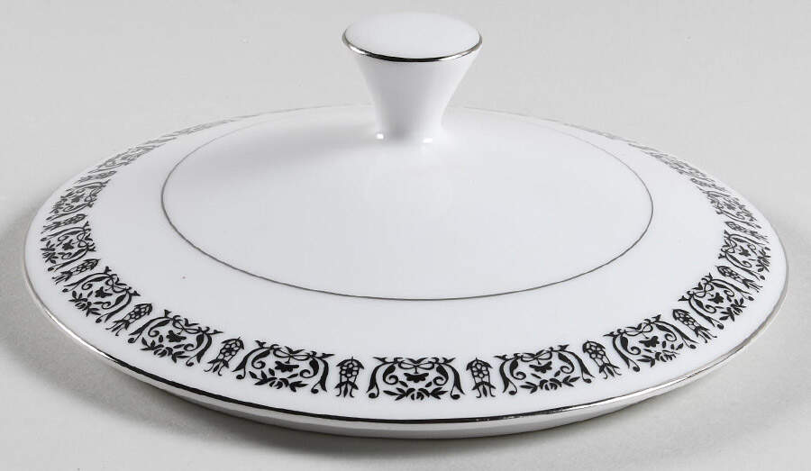 Majestic Lid for Round Vegetable by Treasure Chest-1
