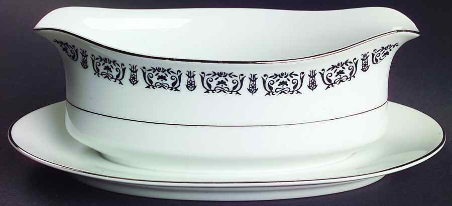 Majestic Gravy Boat with Attached Underplate by Treasure Chest-1