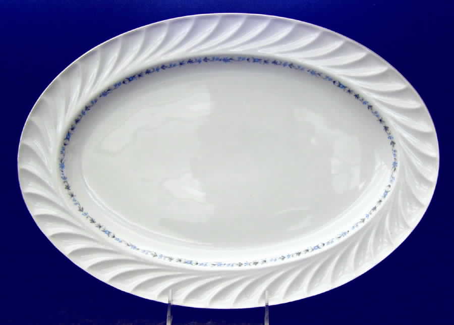 Summer Ivy 16" Oval Serving Platter by Treasure Chest-1