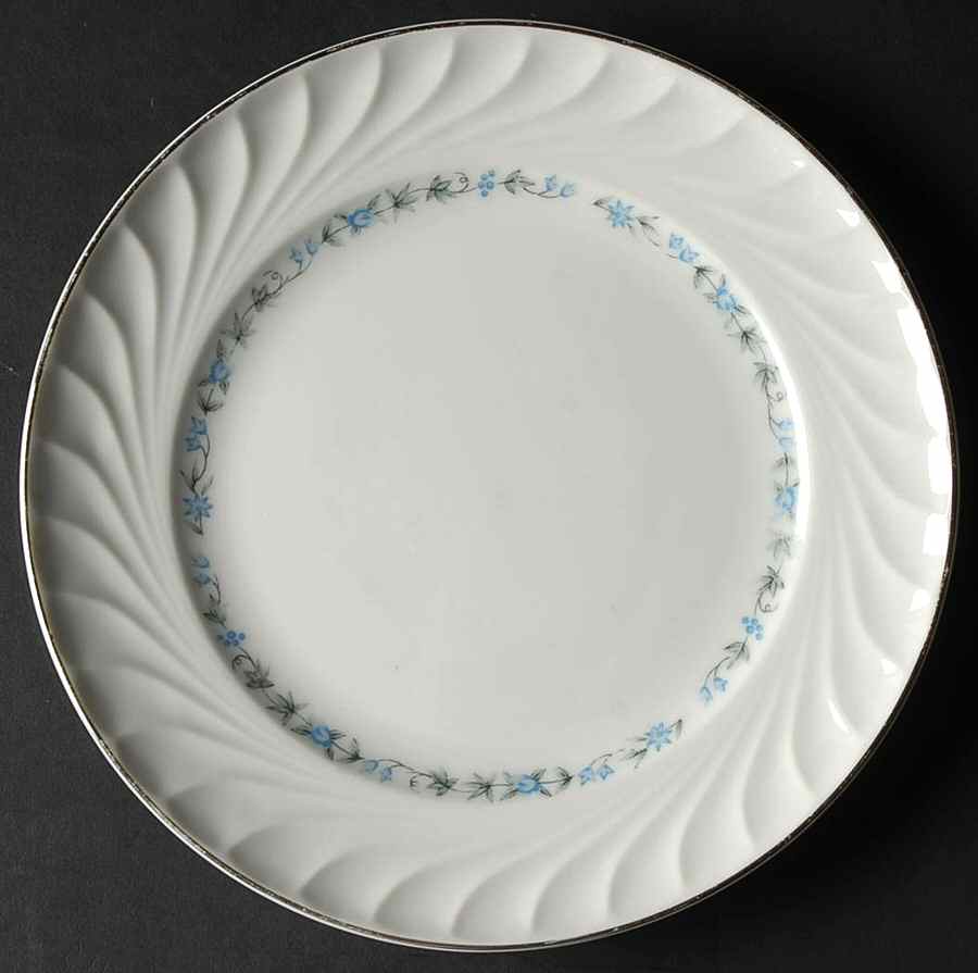 Summer Ivy Salad Plate by Treasure Chest-1