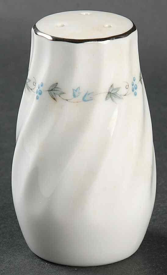 Summer Ivy Salt Shaker by Treasure Chest-1