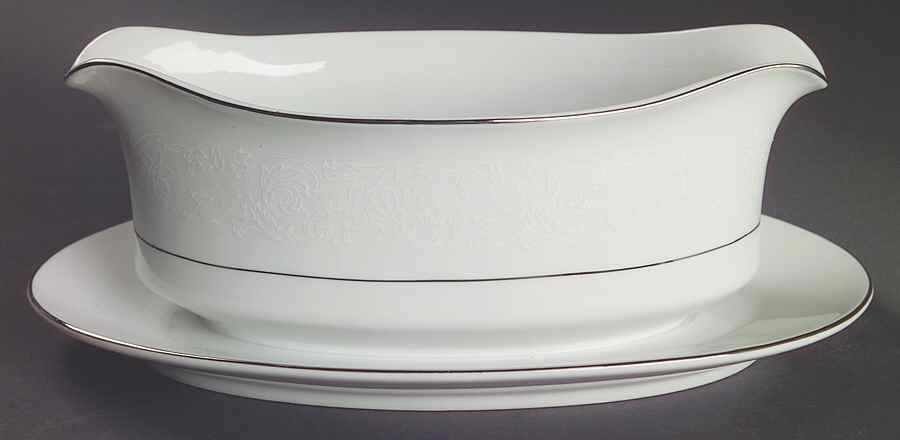 White Lace Gravy Boat with Attached Underplate by Treasure Chest-1