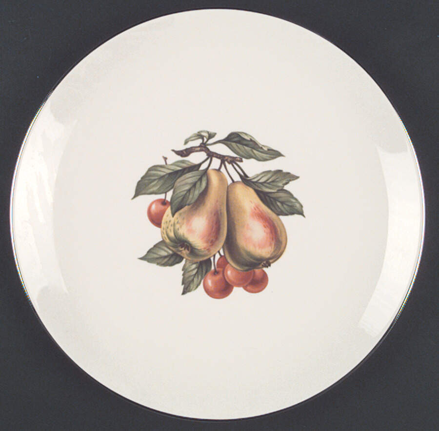 TRI7 Dinner Plate by Triomphe-1