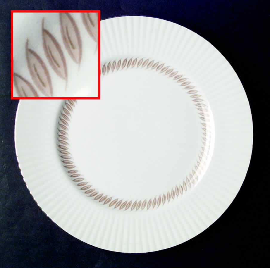 New Port Dinner Plate by Trend-1