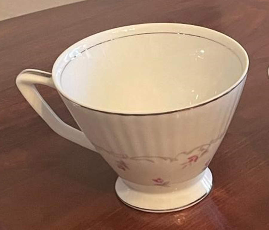 Proposal Footed Cup by Trend-1