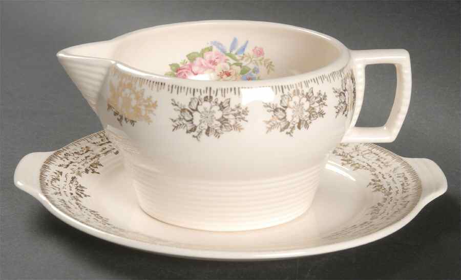Argonne Gravy Boat & Underplate by Triumph-1