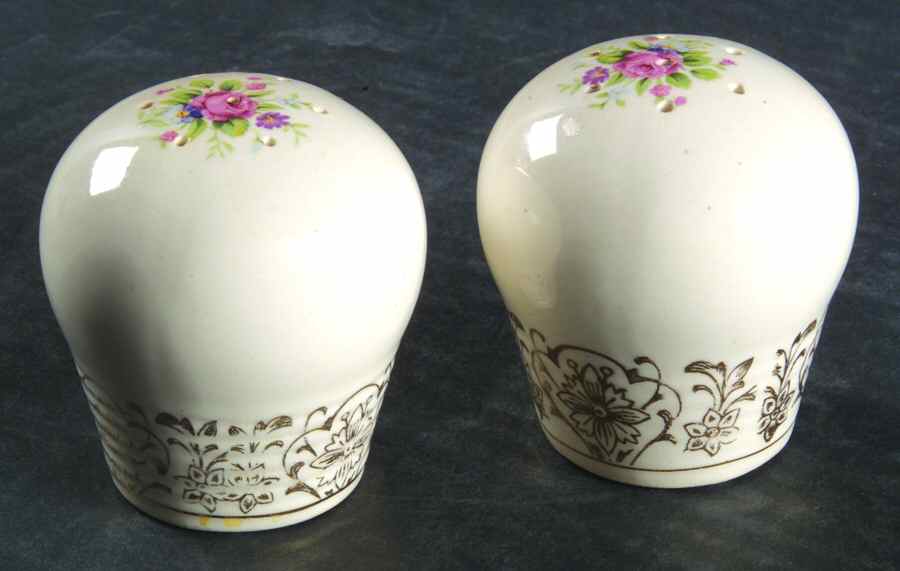 Rosalie Salt & Pepper Set by Triumph-1
