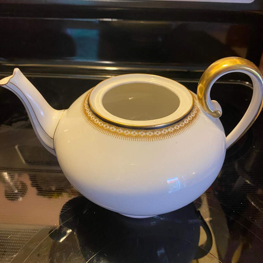 5224 Teapot & Lid by Tressemanes & Vogt-1