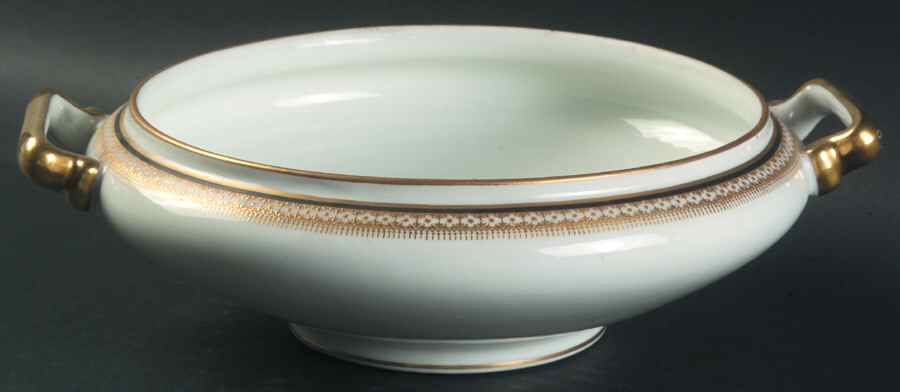 5224 Round Vegetable No Lid by Tressemanes & Vogt-1