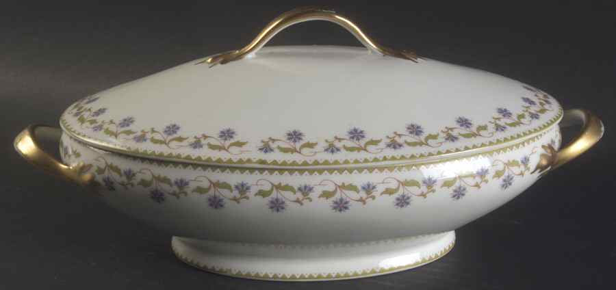 5865-5855 Oval Covered Vegetable by Tressemanes & Vogt-1