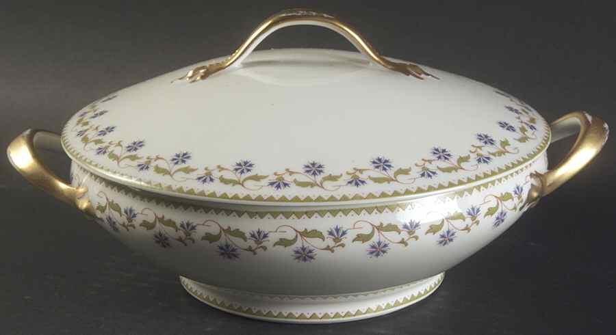 5865-5855 Round Covered Vegetable by Tressemanes & Vogt-1
