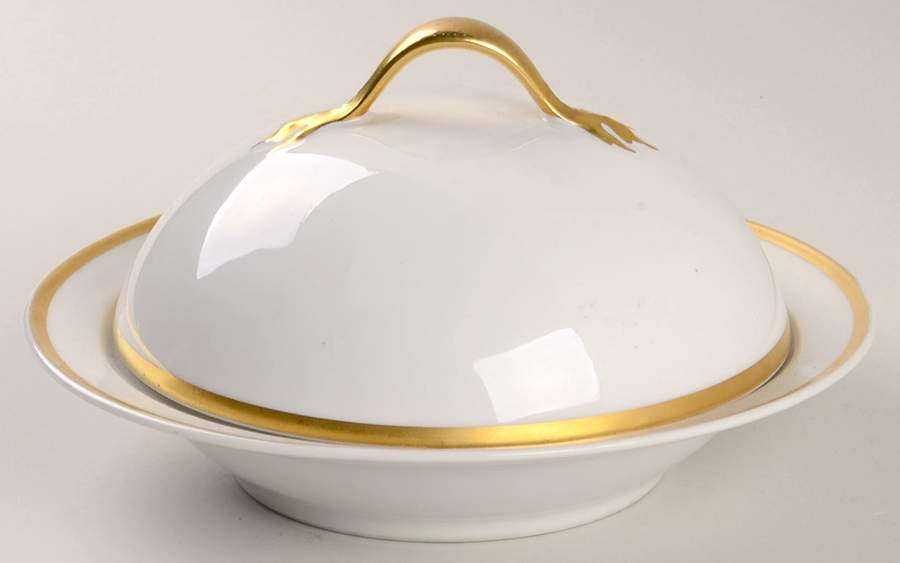 5886 Round Covered Butter by Tressemanes & Vogt-1