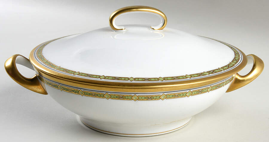 6377 Round Covered Vegetable by Tressemanes & Vogt-1