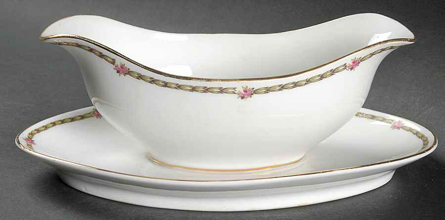 6439-6836 Gravy Boat with Attached Underplate by Tressemanes & Vogt-1