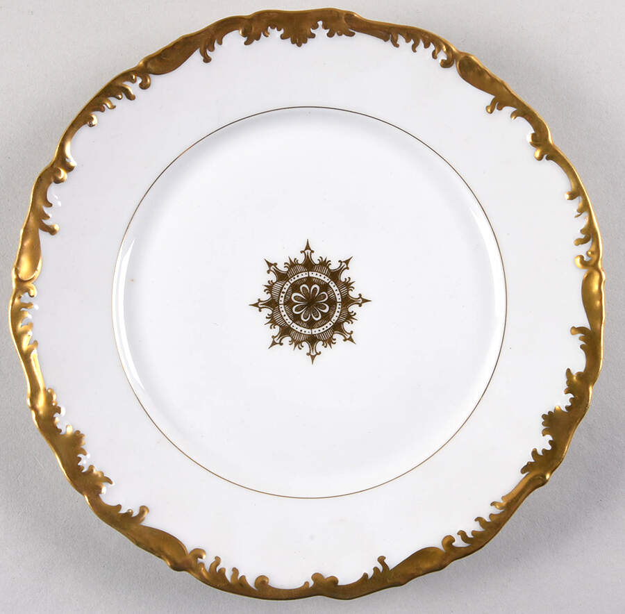6537 Luncheon Plate by Tressemanes & Vogt-1
