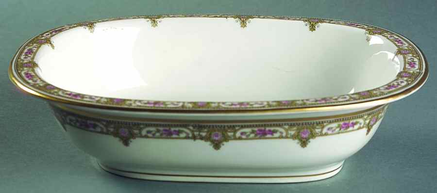 6892 9" Oval Vegetable Bowl by Tressemanes & Vogt-1