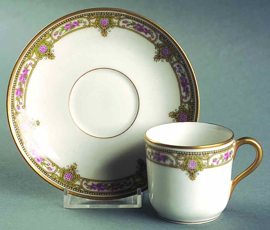 6892 Flat Demitasse Cup & Saucer Set by Tressemanes & Vogt-1