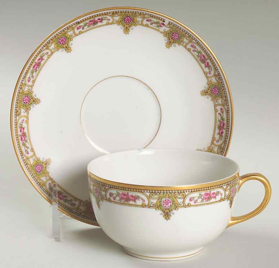6892 Flat Cup & Saucer Set by Tressemanes & Vogt-1