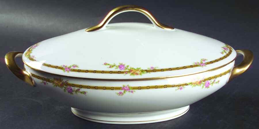 6928 Oval Covered Vegetable by Tressemanes & Vogt-1