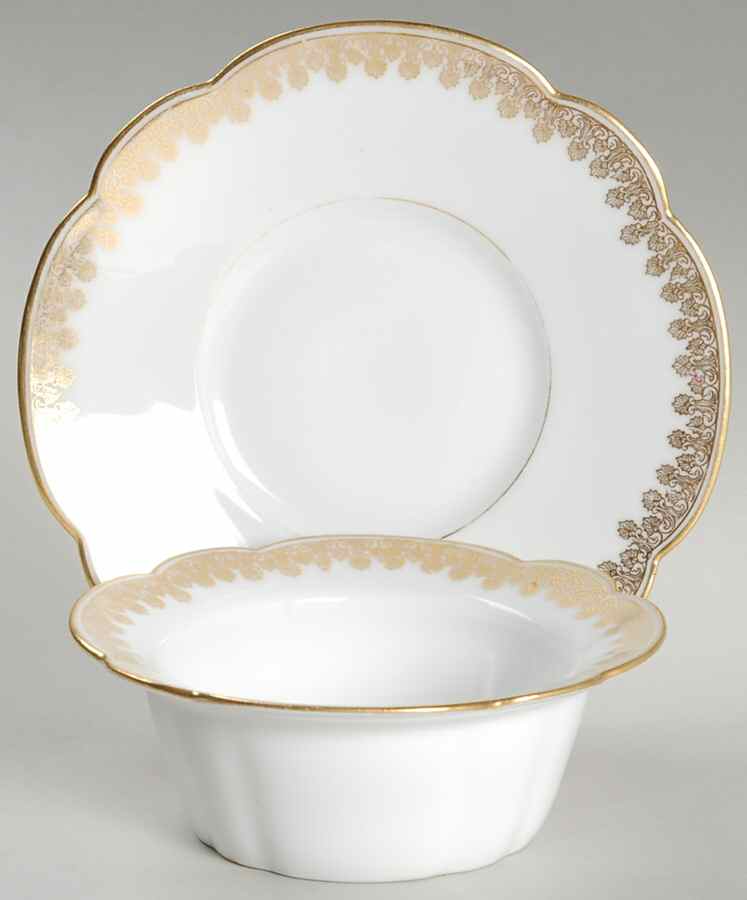 8414 (Scallop) Ramekin & Saucer Set by Tressemanes & Vogt-1