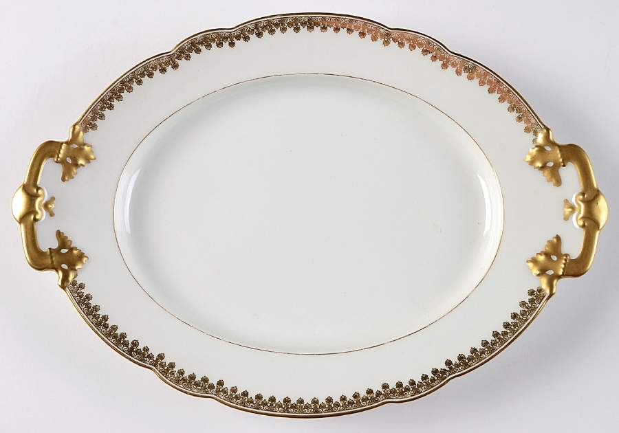 8414 (Scallop) 12" Oval Serving Platter by Tressemanes & Vogt-1
