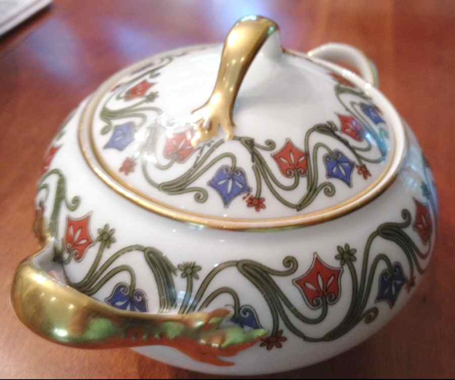 9110 Sugar Bowl & Lid by Tressemanes & Vogt-1